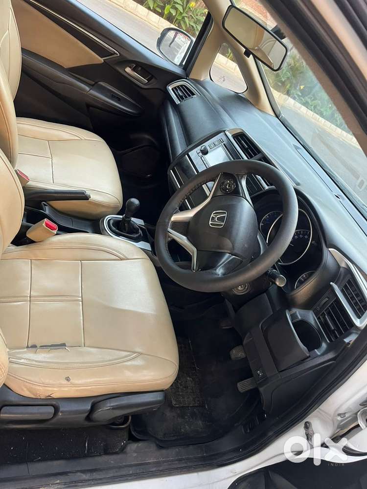 Honda Jazz 2015 Diesel Well Maintained