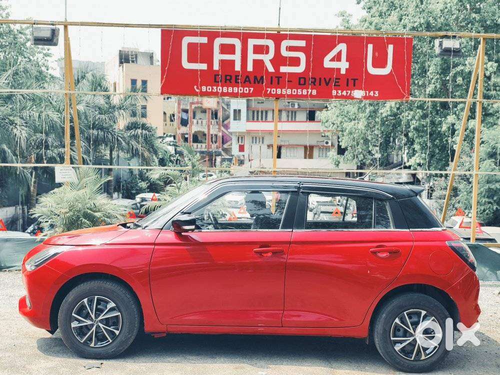 Maruti Suzuki Swift Vxi Optional, 2025, Petrol