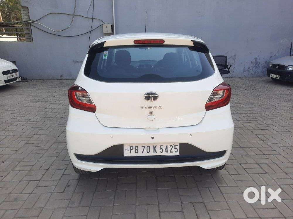 Tata Tiago 1.2 Revotron Xt (o), 2024, Petrol