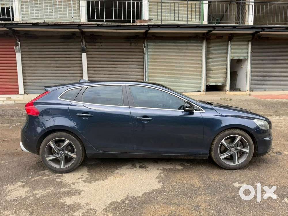 Volvo V40 2015 Diesel Well Maintained