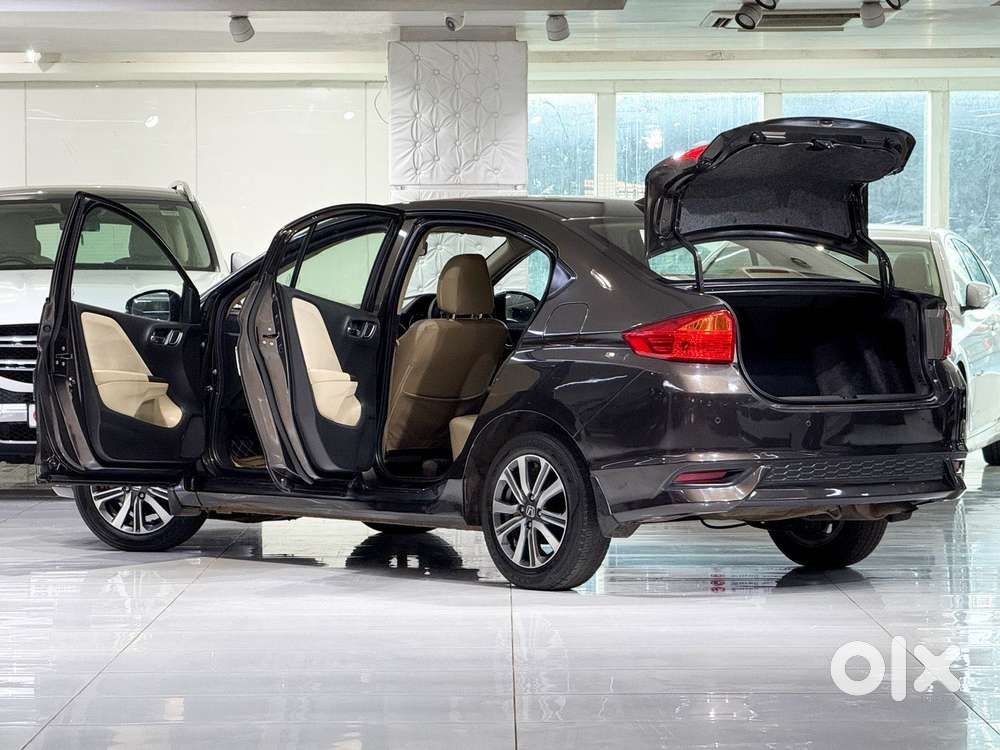 Honda City 1.5 V Cvt I-vtec Mt, 2022, Petrol