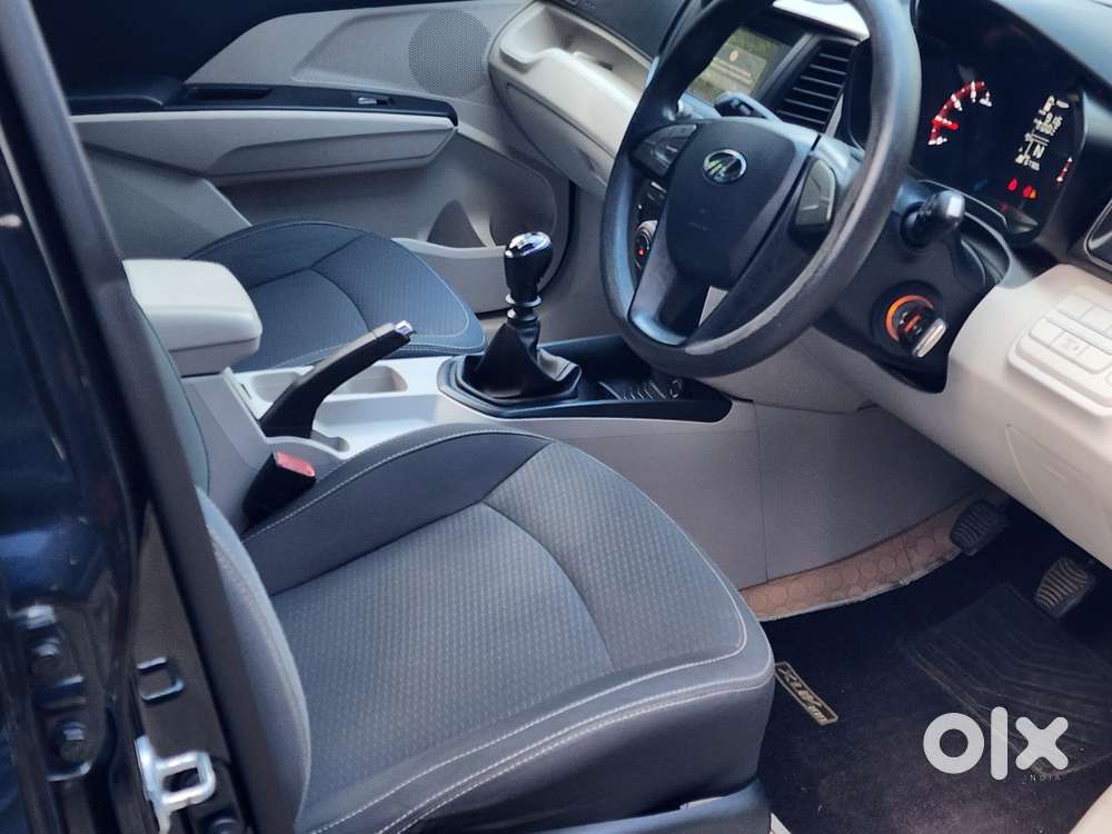 Mahindra Xuv500 W10 At, 2017, Diesel