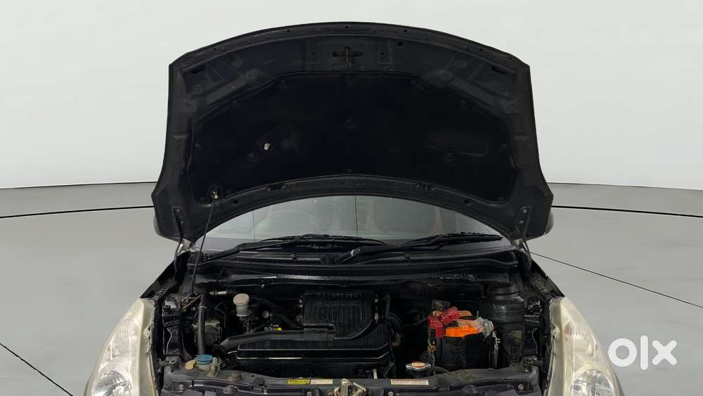 Maruti Suzuki Swift 1.2 Lxi (o), 2017, Petrol