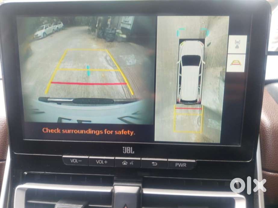 Toyota Innova Hycross 2.0 Zx Hybrid 7 Str, 2023, Cng & Hybrids