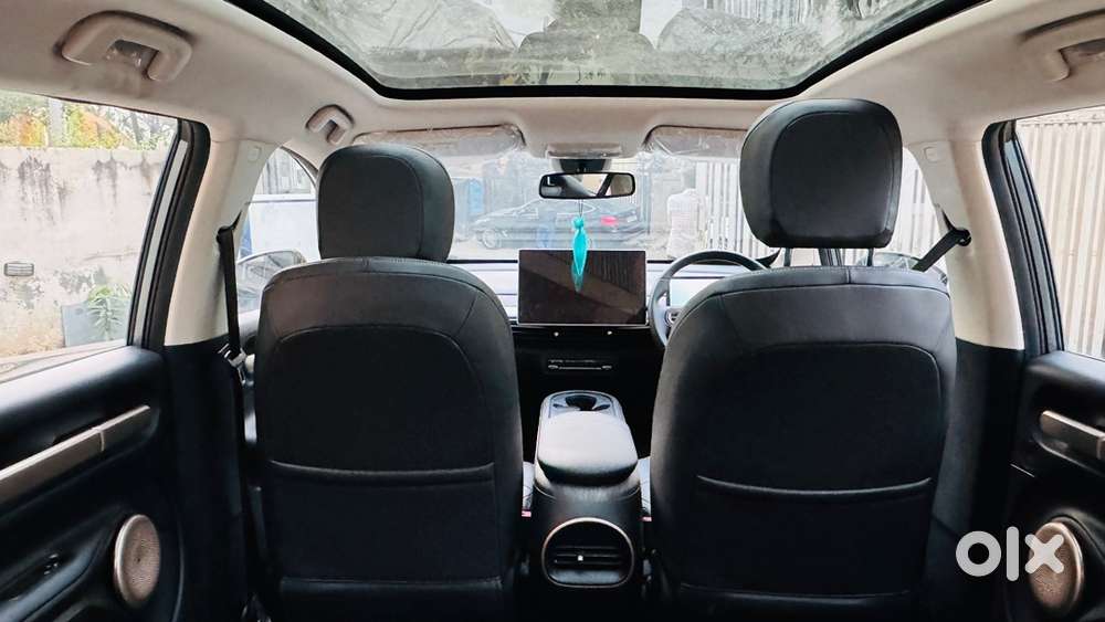 Mg Windsor Ev 2024 Electric 3000 Km Driven