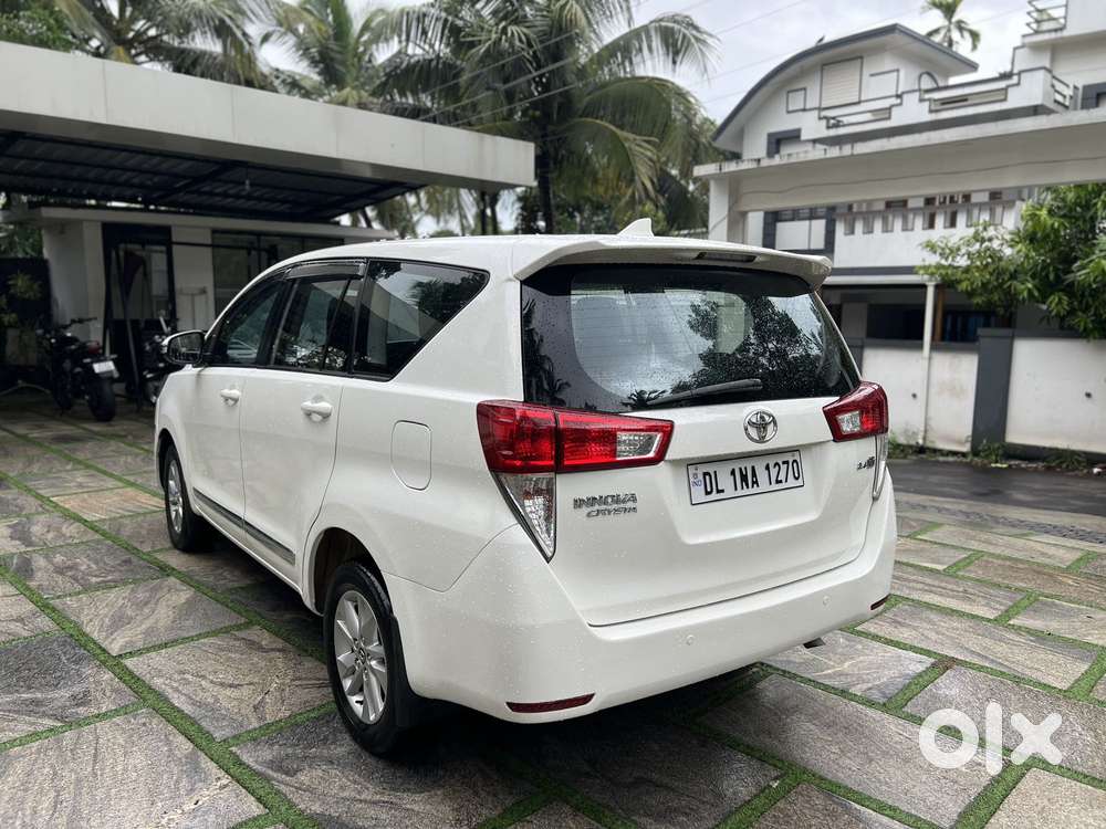 Toyota Innova Crysta 2.4 G Mt, 2017, Diesel