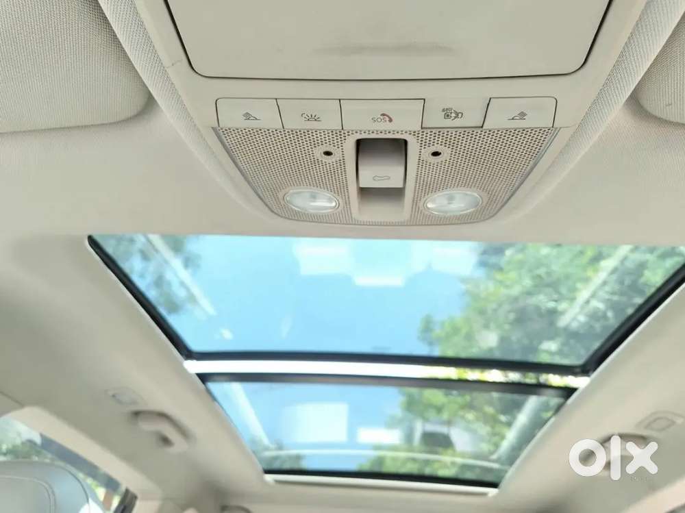 Mahindra Xuv700 Petrol 2022