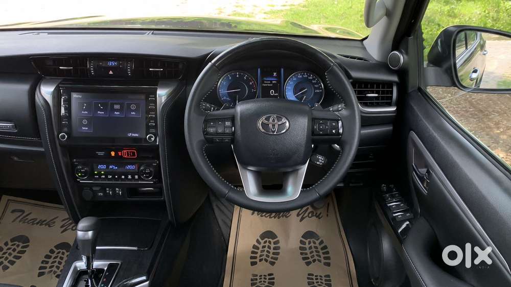 Toyota Fortuner 4x2 At 2.7 Petrol, 2024, Petrol
