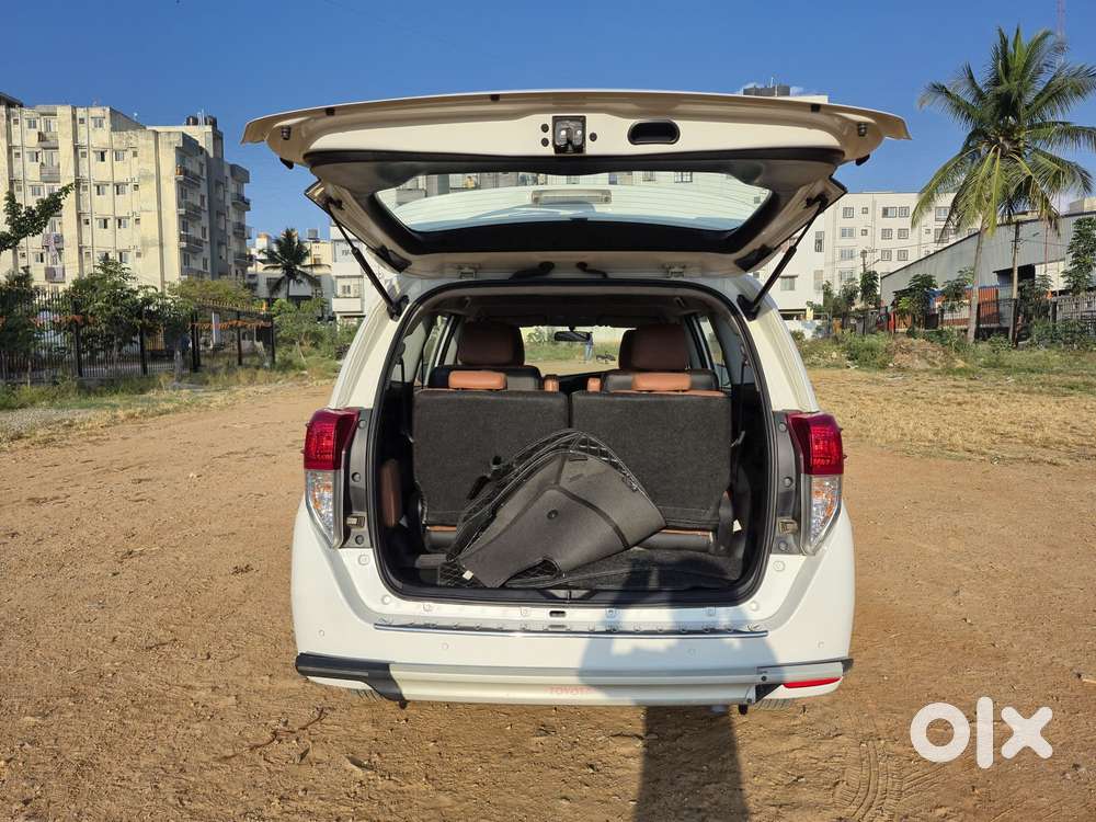 Toyota Innova Crysta 2.4 G Mt, 2020, Diesel