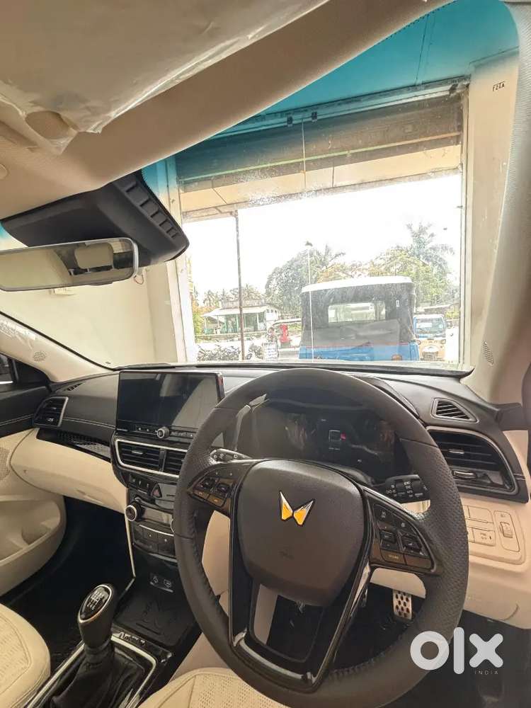 All Type Of Mahindra Cars Available On Our Showroom , Jakhalabandha