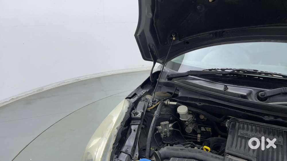 Maruti Suzuki Swift Vvt Vxi, 2015, Petrol