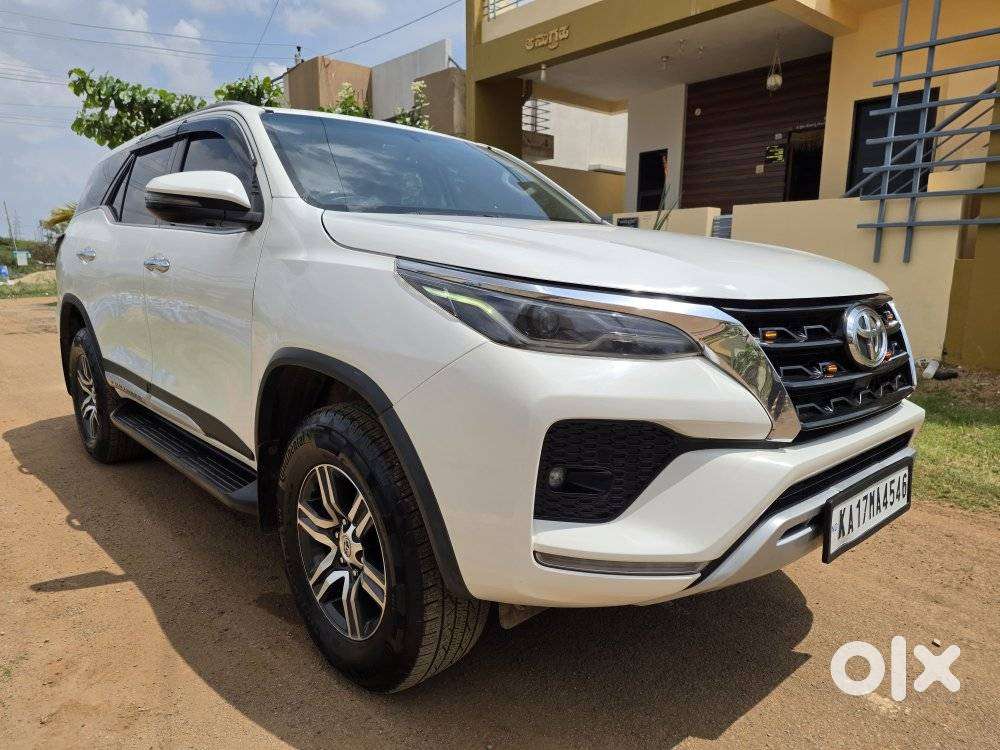 Toyota Fortuner 4x2 Mt 2.8 Diesel, 2021, Diesel