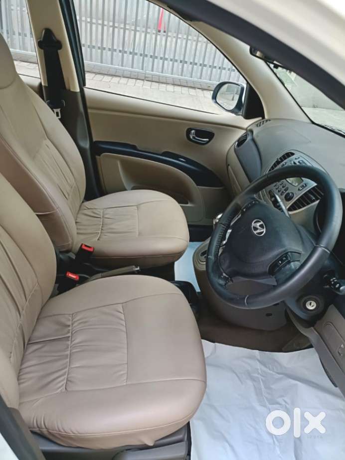 Hyundai I10 Asta At, 2012, Petrol