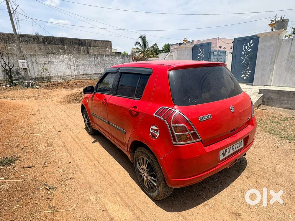 Maruti Suzuki Swift Petrol Manual 2006