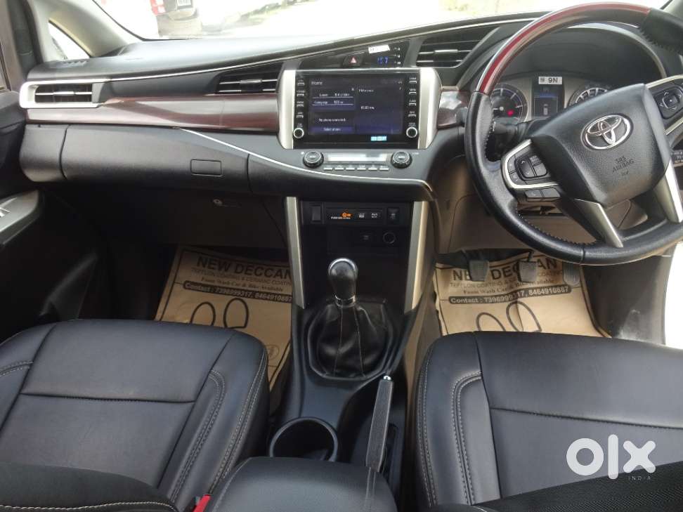 Toyota Innova Crysta 2.4 Vx Mt, 2022, Diesel