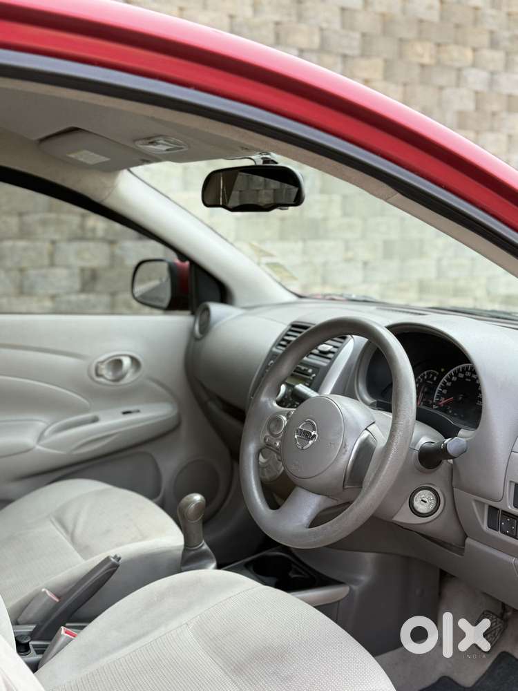 Nissan Sunny Xv, 2014, Petrol