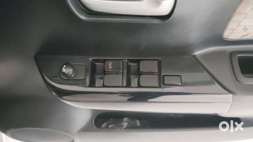 Maruti Suzuki Wagon R 1.0 2010-2019 Vxi (o), 2017, Petrol