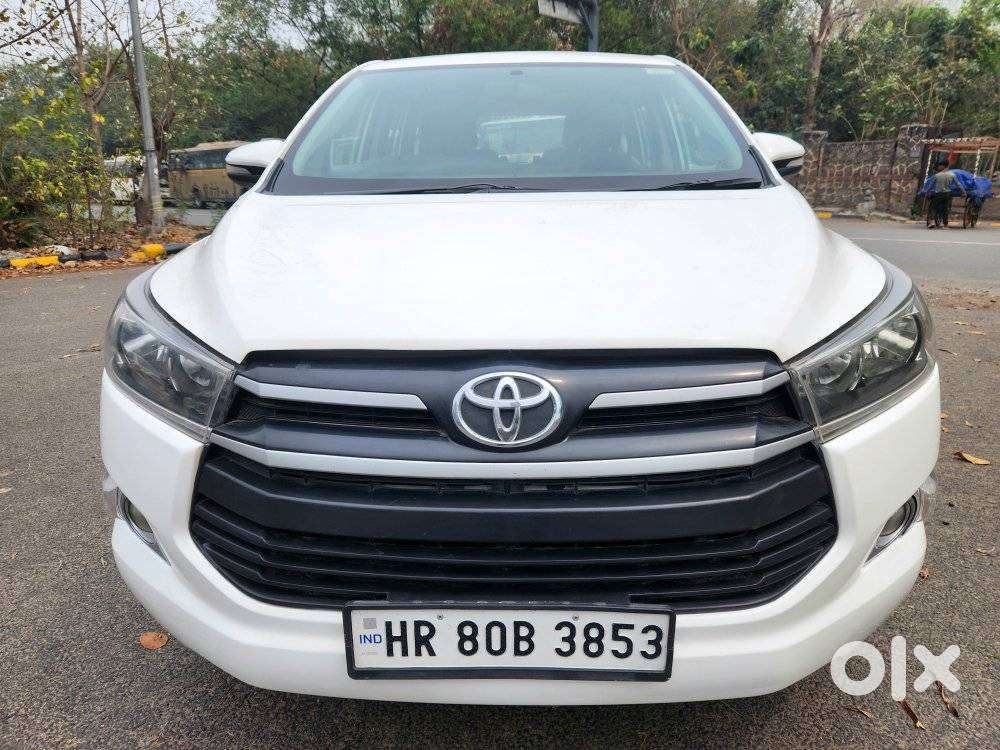 Toyota Innova Crysta 2.4 Gx Mt, 2017, Diesel