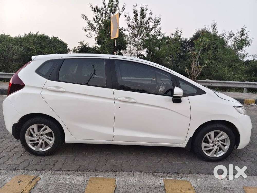 Honda Jazz [2020-2023] 1.2 V I-vtec Mt, 2017, Petrol