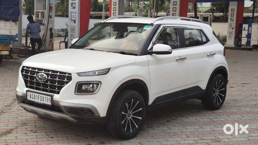 Hyundai Venue 1.2 S Plus, 2022, Petrol