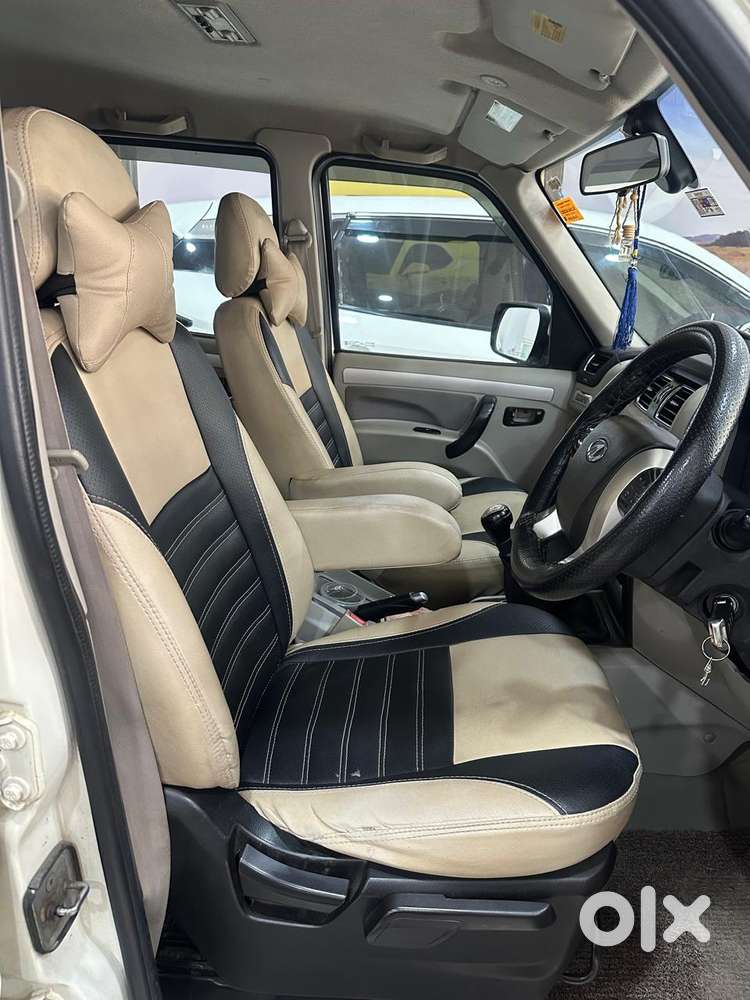 Mahindra Scorpio S10, 2016, Diesel