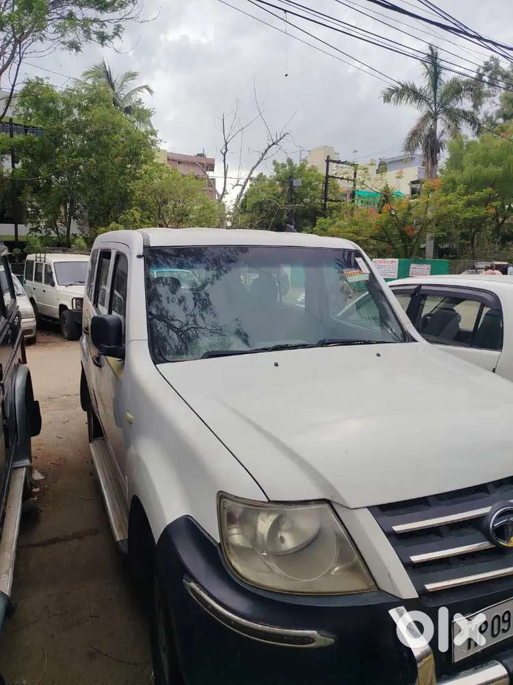 Tata Sumo Grande Lx 2011 Model