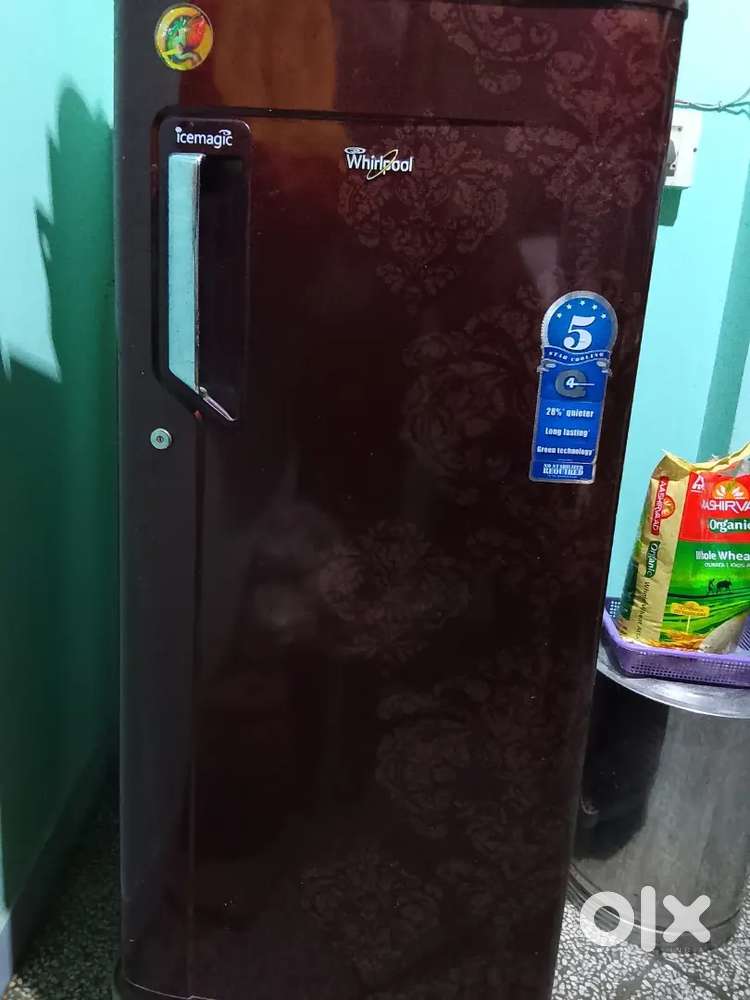 Whirlpool single door fridge