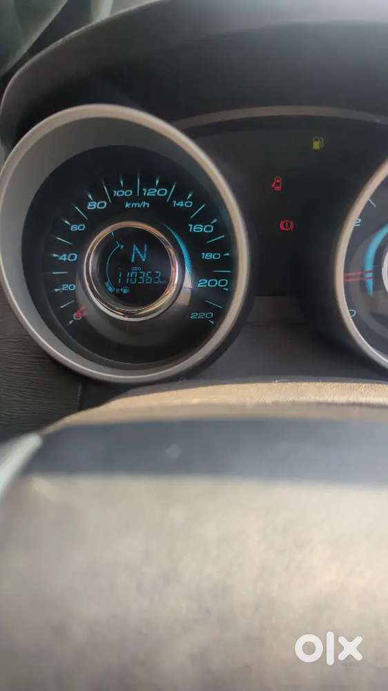 Mahindra Xuv500 2015 Diesel 110000 Km Driven