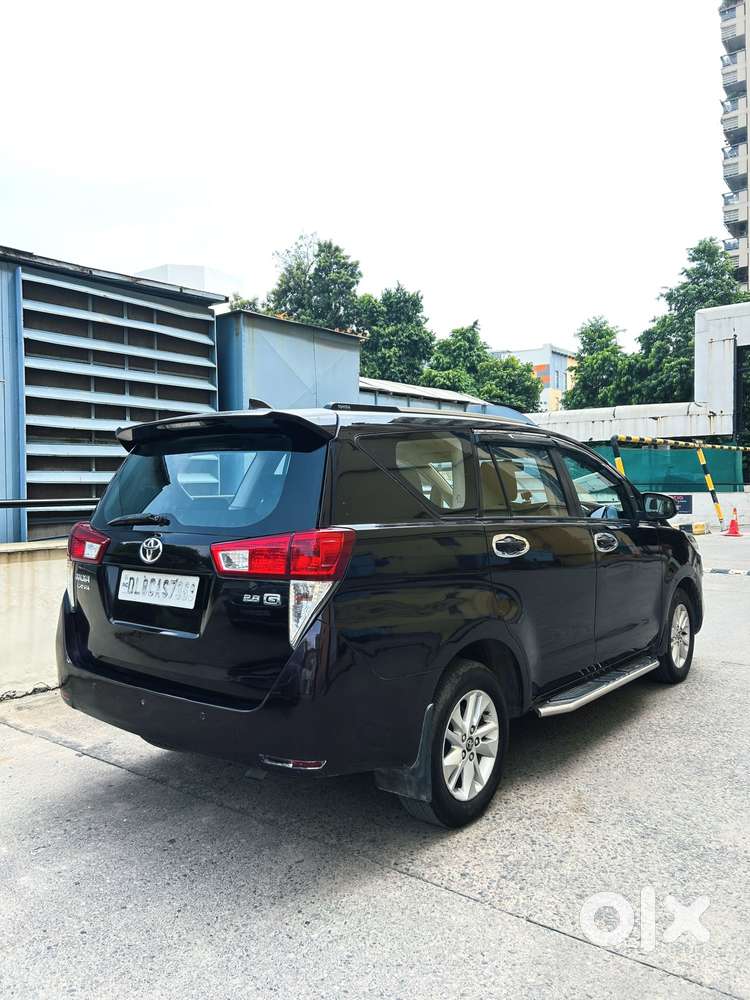Toyota Innova Crysta 2.8 Gx At 8s, 2017, Diesel