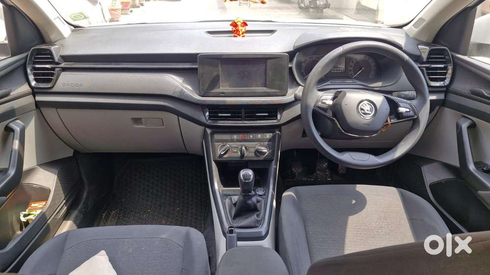 Skoda Kushaq 1.0 Tsi Active Peace, 2022, Petrol