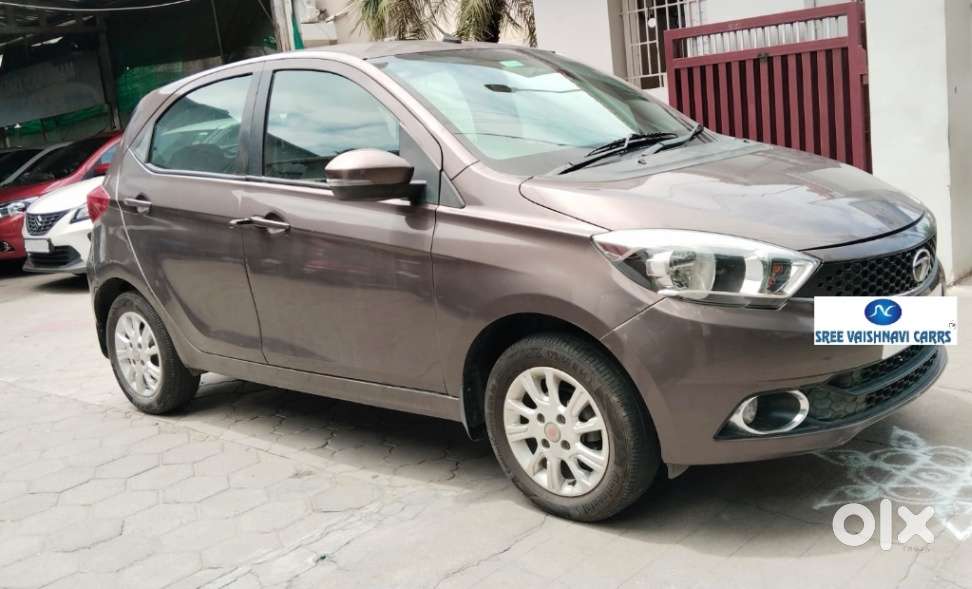 Tata Tiago 1.2 Revotron Xza, 2018, Petrol