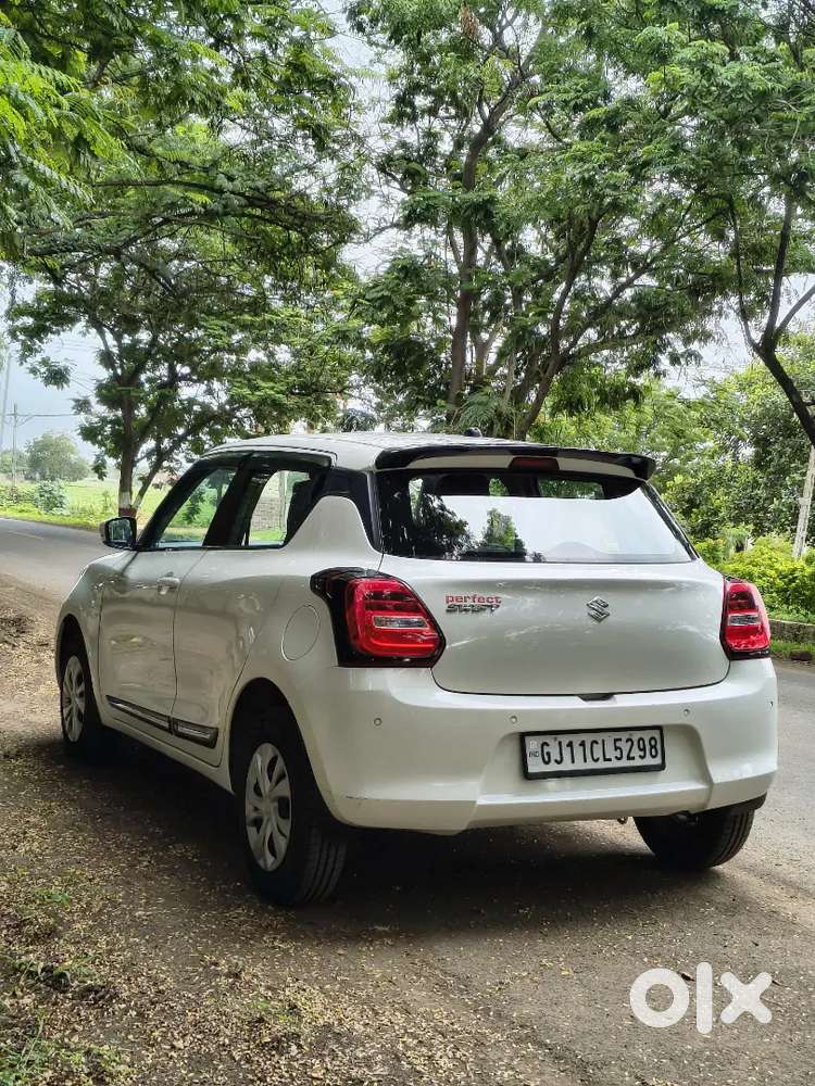Maruti Suzuki Swift 2024 Petrol Manual Owner 1st