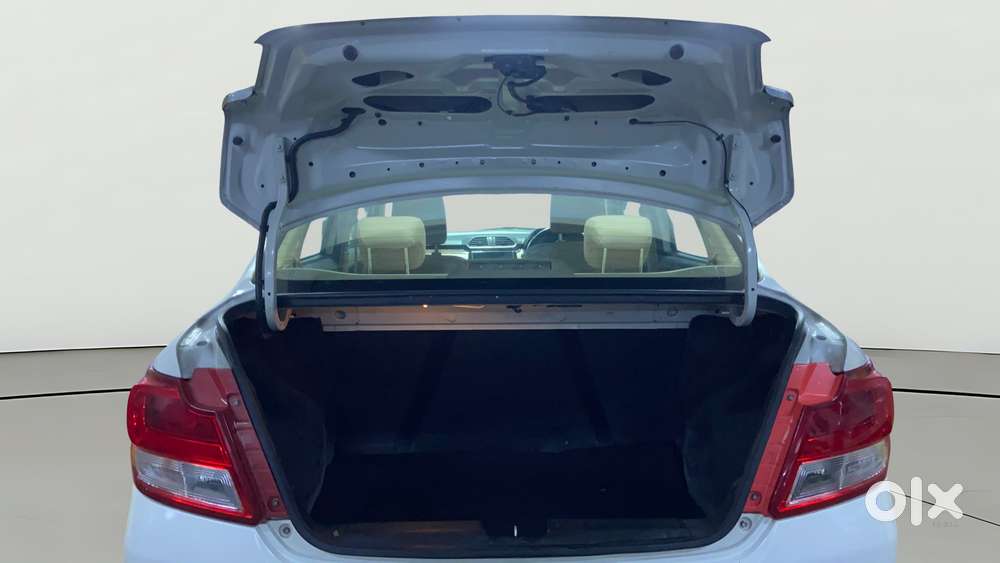 Maruti Suzuki Swift Dzire Zdi + Amt, 2017, Diesel