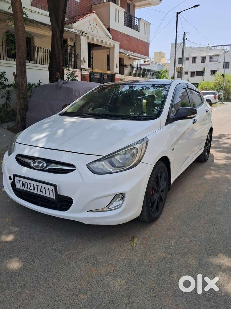 Hyundai Verna I (petrol), 2012, Petrol