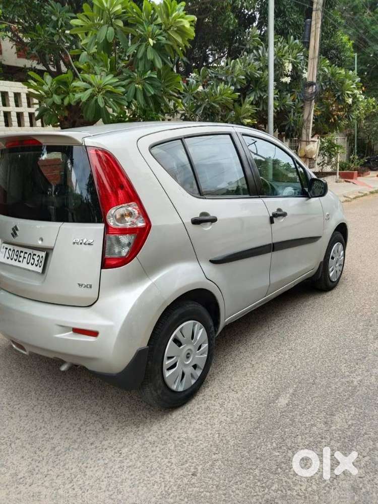 Maruti Suzuki Ritz Genus Vxi, 2015, Petrol