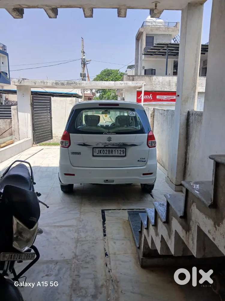 Maruti Suzuki Ertiga 2016 Diesel 130000 Km Driven