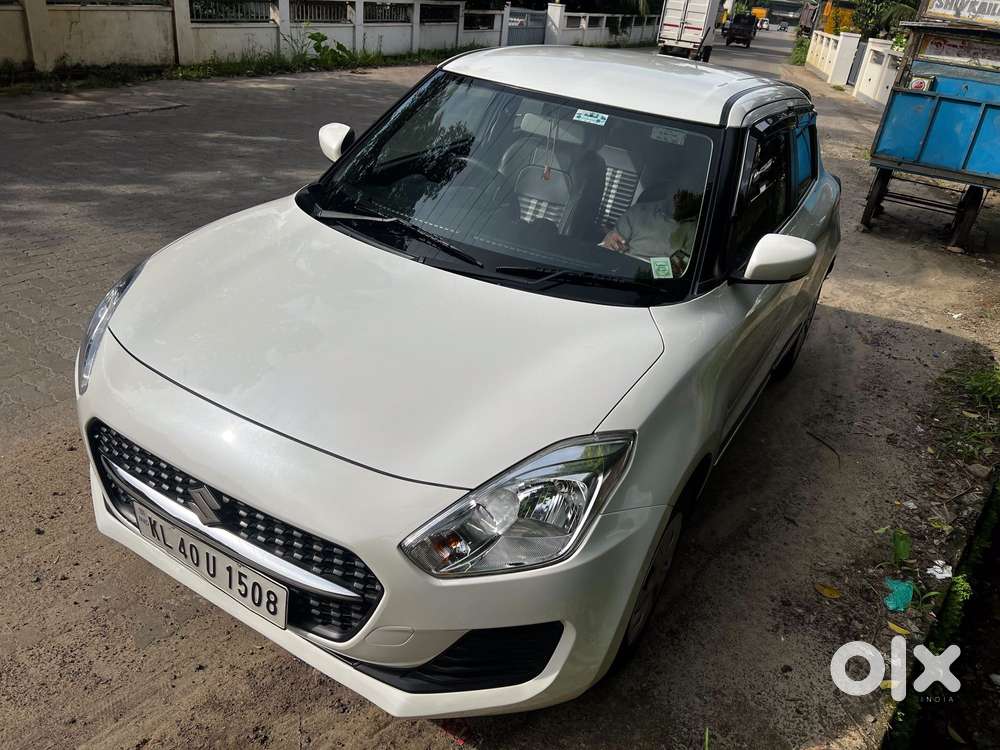Maruti Suzuki Swift Vxi + Manual, 2022, Petrol