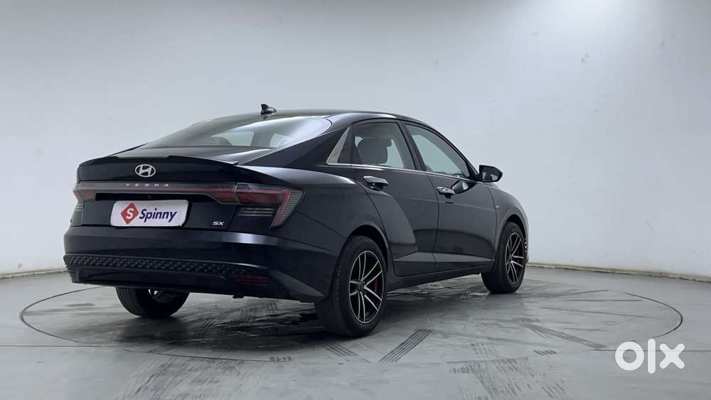 Hyundai Verna Sx 1.5 Petrol Ivt, 2023, Petrol