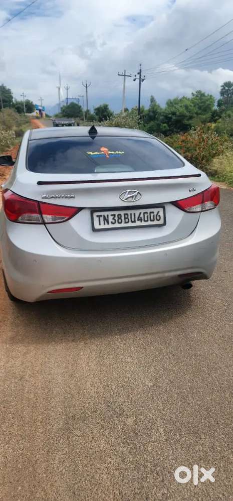 Hyundai Elantra 2013 Diesel 123000 Km Driven