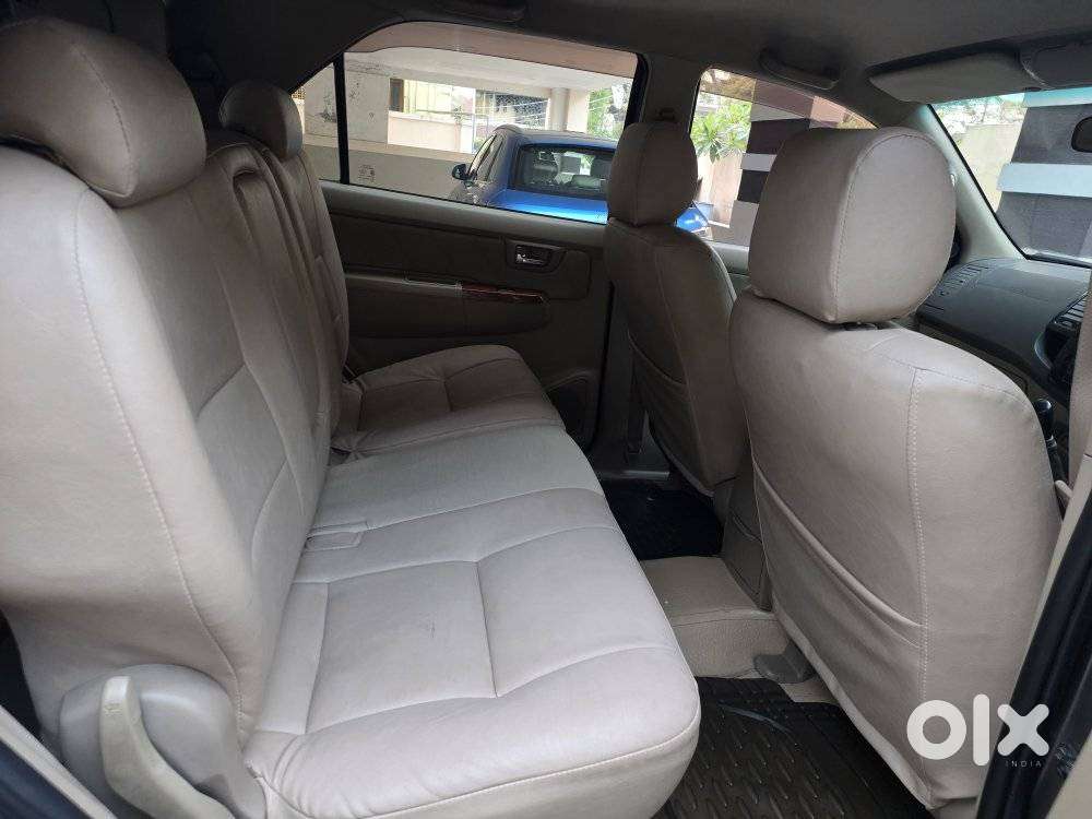 Toyota Fortuner 3.0 4x4 Manual, 2011, Diesel