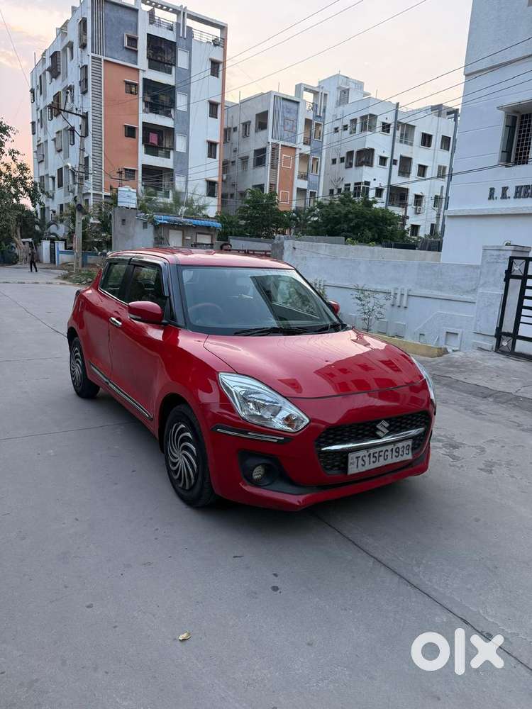 Maruti Suzuki Swift Vxi + Manual, 2022, Petrol