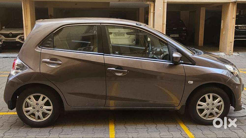 Honda Brio V Mt 2012