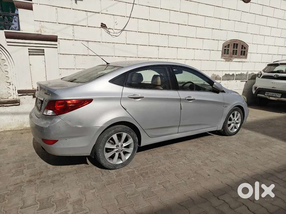 Hyundai Fluidic Verna 2011 Diesel 146000 Km Driven