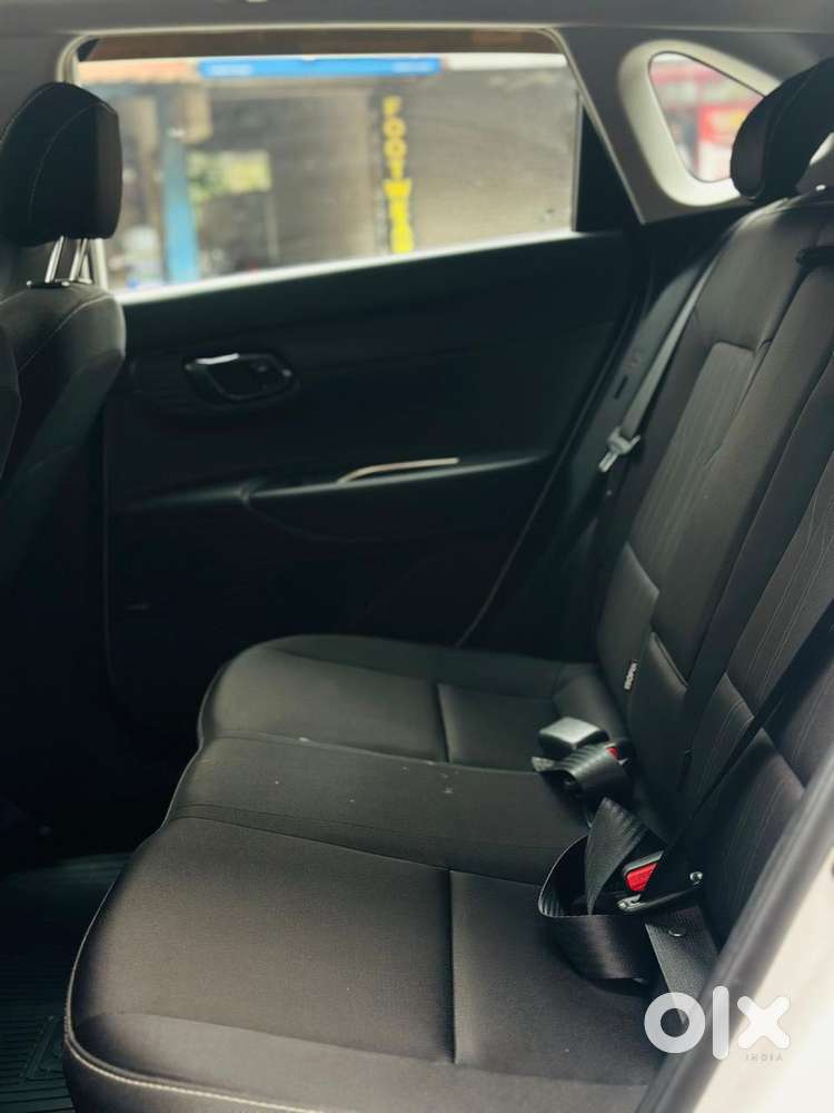 Hyundai Elite I20 Asta 1.2 At, 2022, Petrol