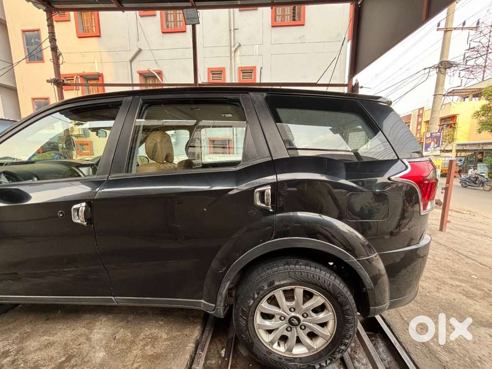 Mahindra Xuv500 2020 Diesel Manual Year