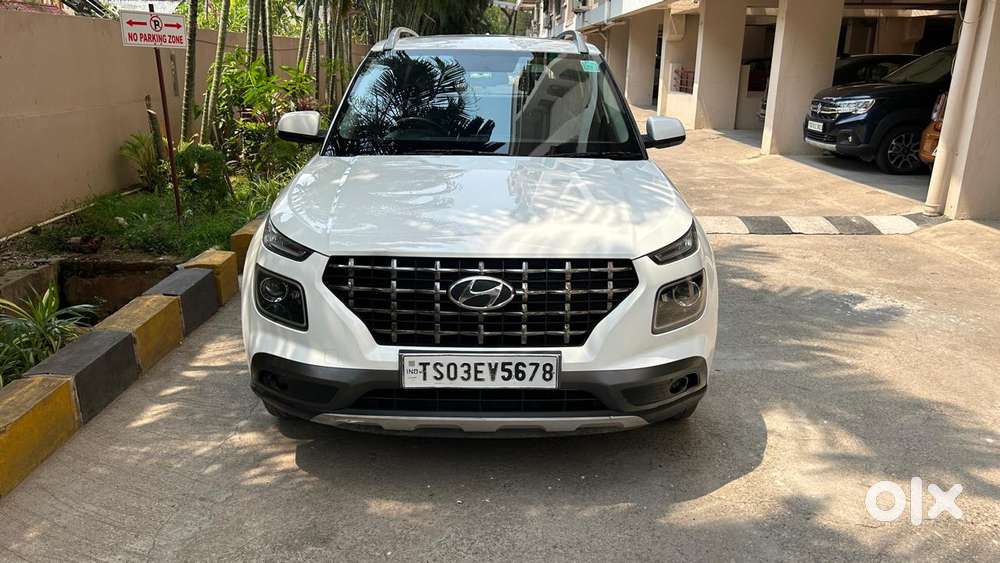 Hyundai Venue Sx, 2019, Petrol