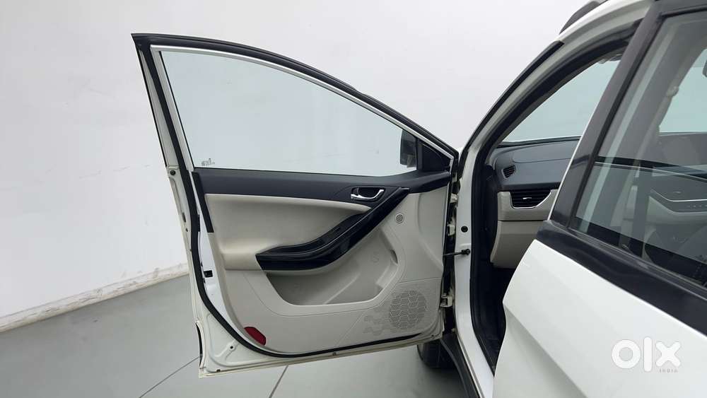 Tata Nexon 1.5 Revotorq Xza Plus, 2022, Diesel