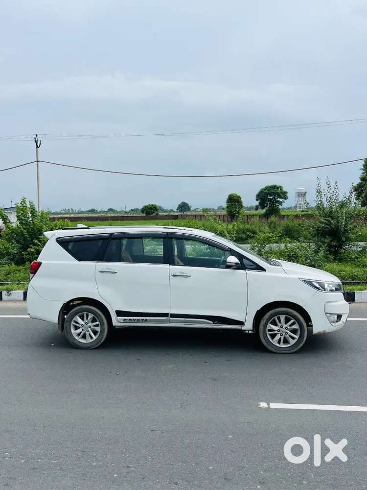 Toyota Innova Crysta 2020 Diesel Manual 78000 Km