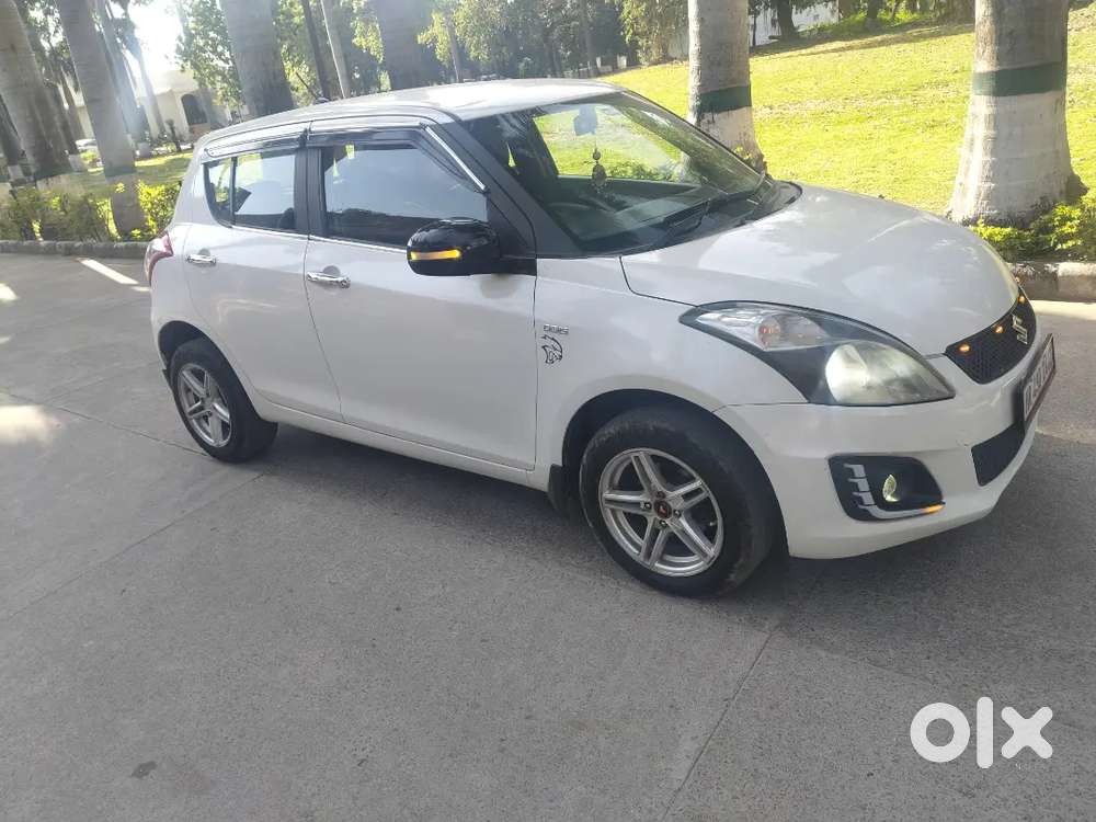 Maruti Suzuki Swift 2013 Diesel Well Maintained Good Condition