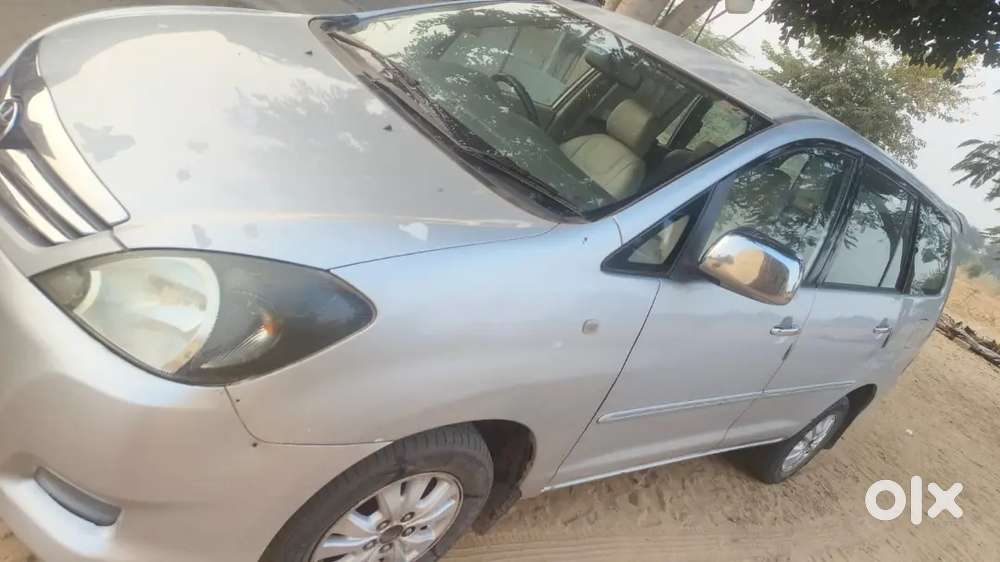 Toyota Innova Diesel 2012